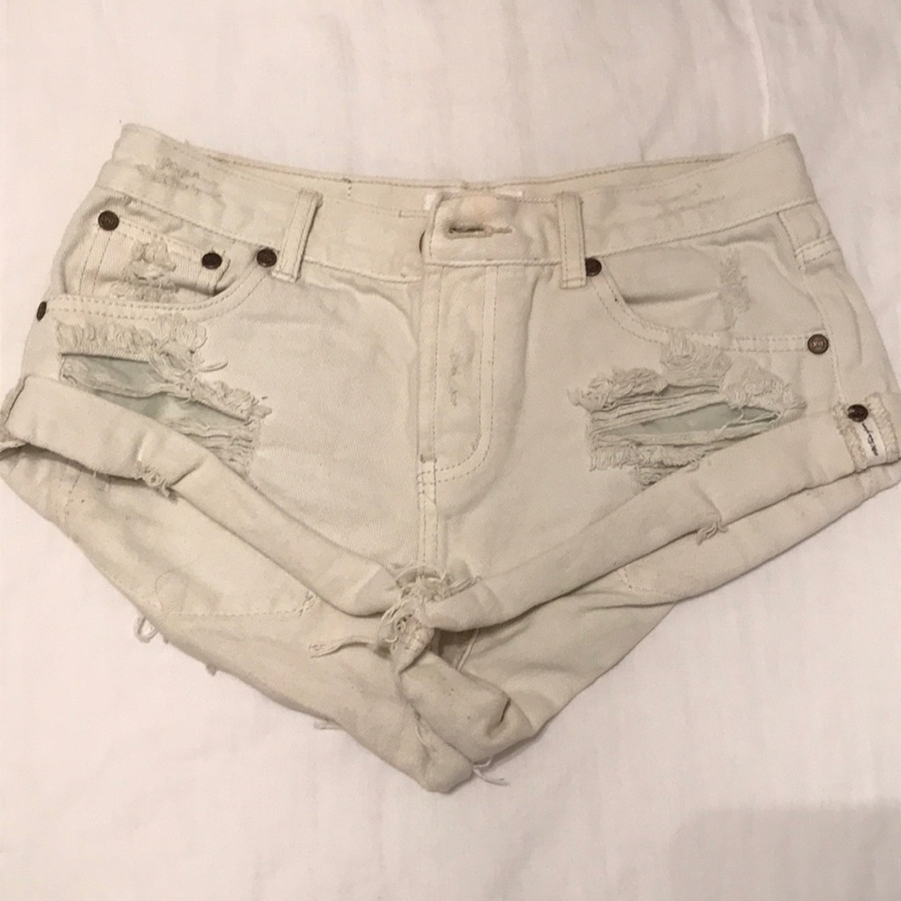 One Teaspoon Cream Denim Bandit Shorts Size 25